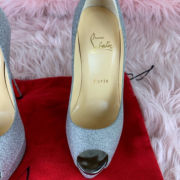 Christian Louboutin Fetish Peep - Picture 3 of 7